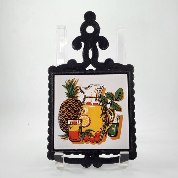 Vintage 1970s Pineapple & Lemonade Pitcher Cast Iron Trivet Retro Kitchen Decor - Picture 1 of 6